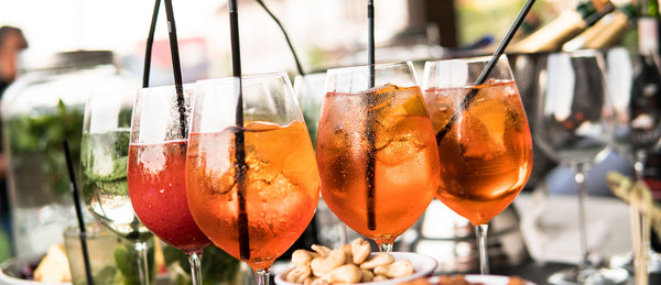 Aperol Spritz: la ricetta originale con il calcolo delle dosi | Valdo
